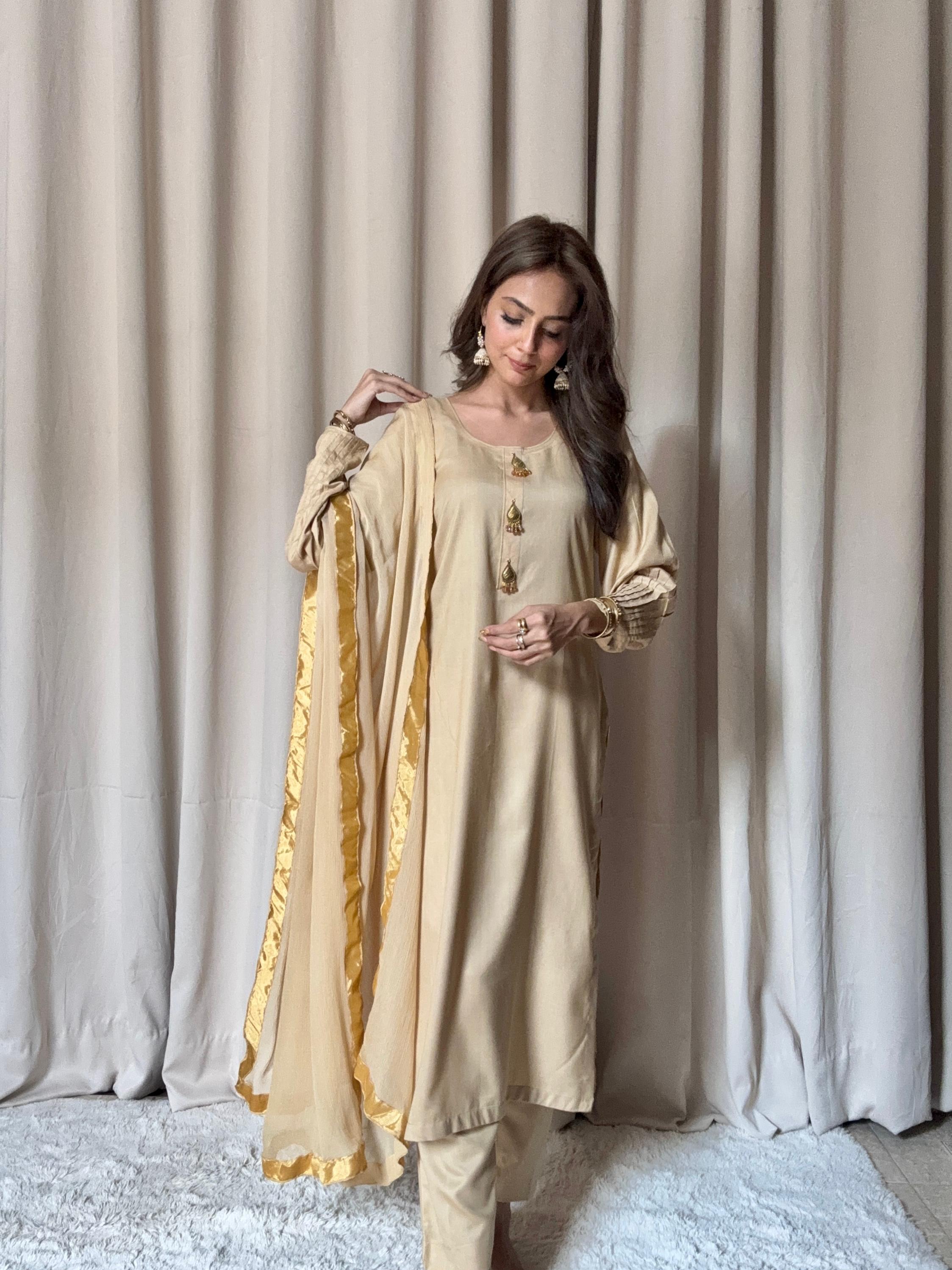 3 Piece Casual Winter Wear – Linen Fabric with Button Detailing