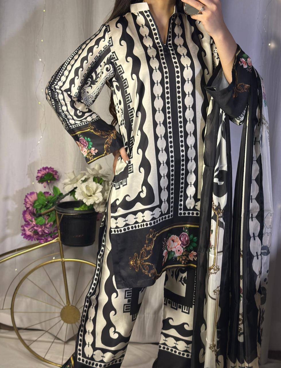 Chic Black & White Digital Print Silk 3-Piece Cord Set
