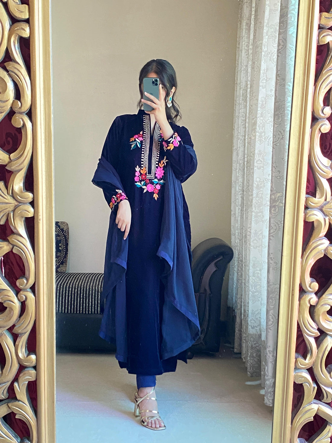 Elegant Navy Blue Velvet 3-Piece Suit with Vibrant Thread & Machine Work