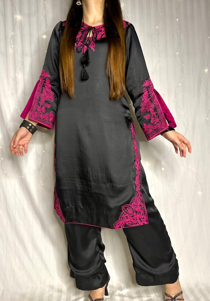 Elegant Black &amp; Magenta Silk 3-Piece Formal Suit with Machine Embroidery