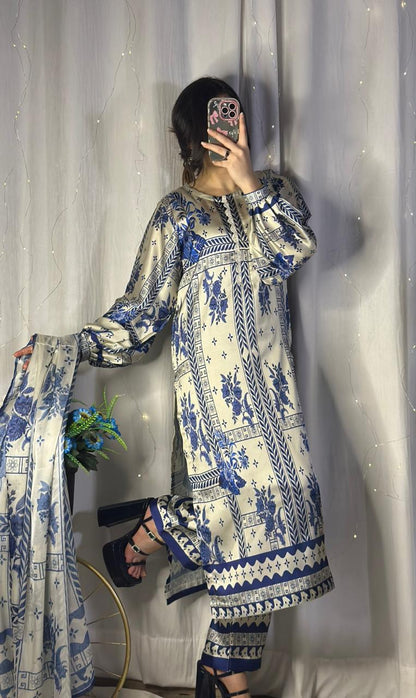 Chic Blue &amp; White Geometric Print Silk 3-Piece Cord Set