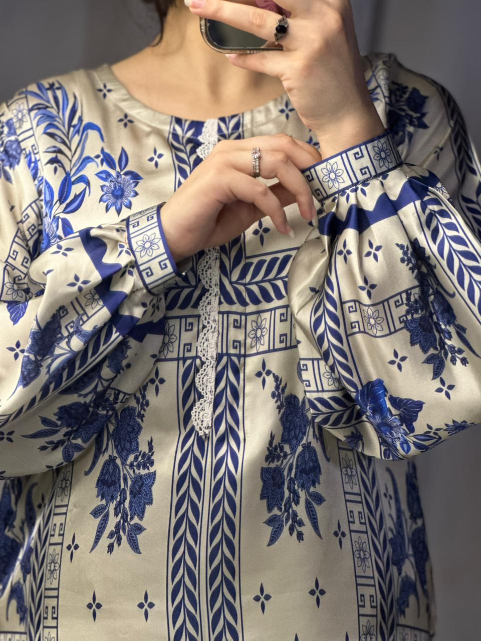 Chic Blue &amp; White Geometric Print Silk 3-Piece Cord Set
